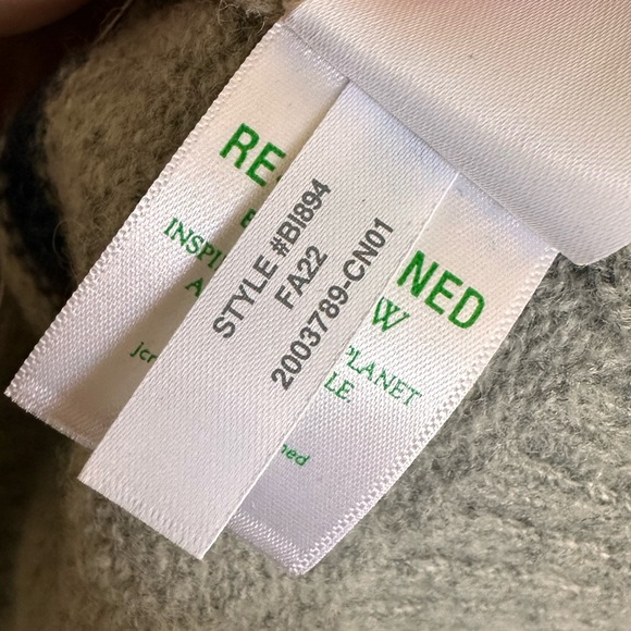 J. Crew 100% Brushed Wool Crewneck - Picture 6 of 6